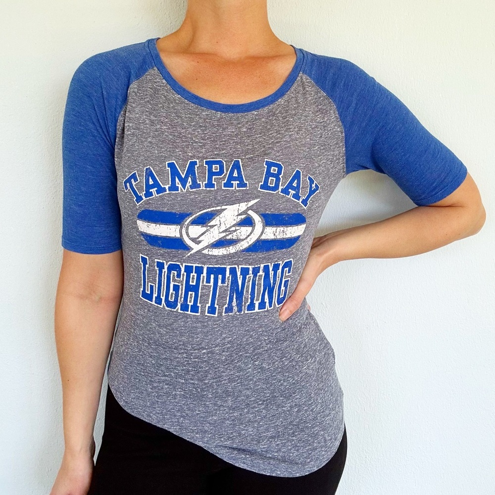 NHL Tampa Bay Lightning gray blue hockey team logo tee size small